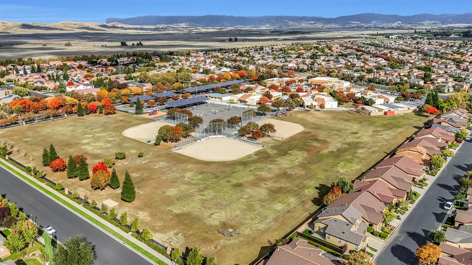 1500 North Encoure Way Clovis, CA 93619 - Photo 36 of 37