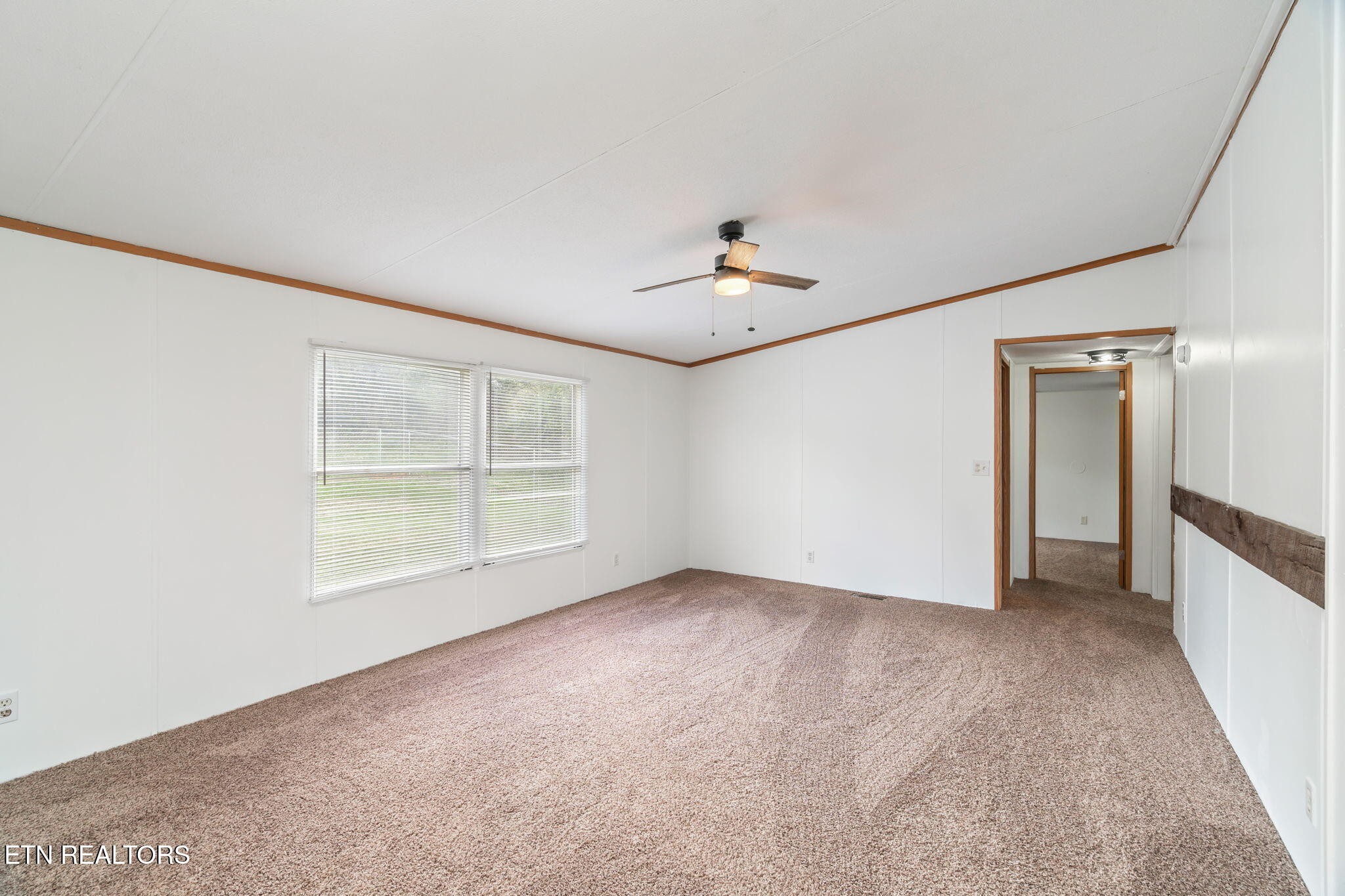 361 Doane Road New Market, TN 37820 - Photo 13 of 39 a view of an empty room with a window