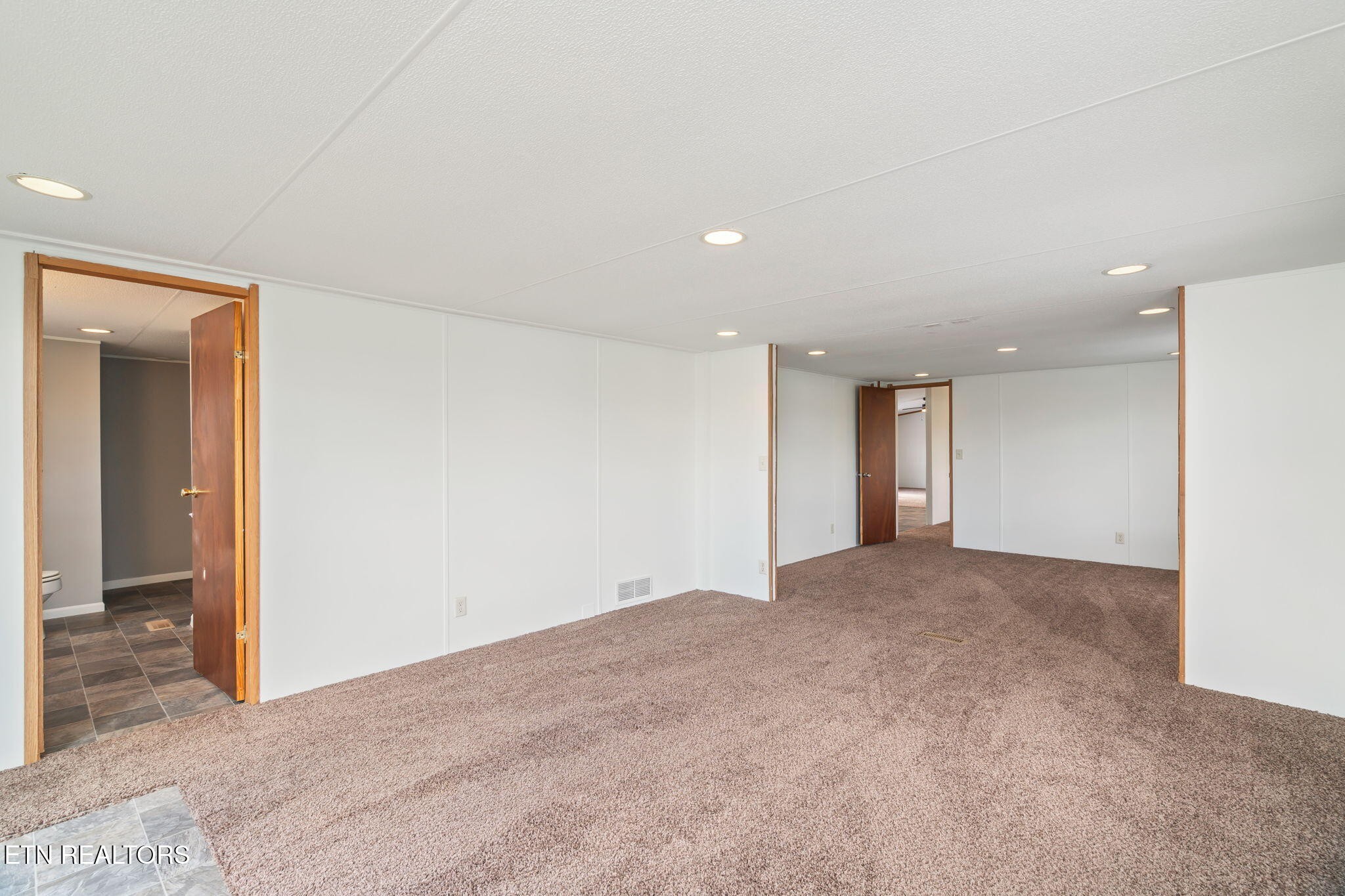 361 Doane Road New Market, TN 37820 - Photo 19 of 39 a view of an empty room