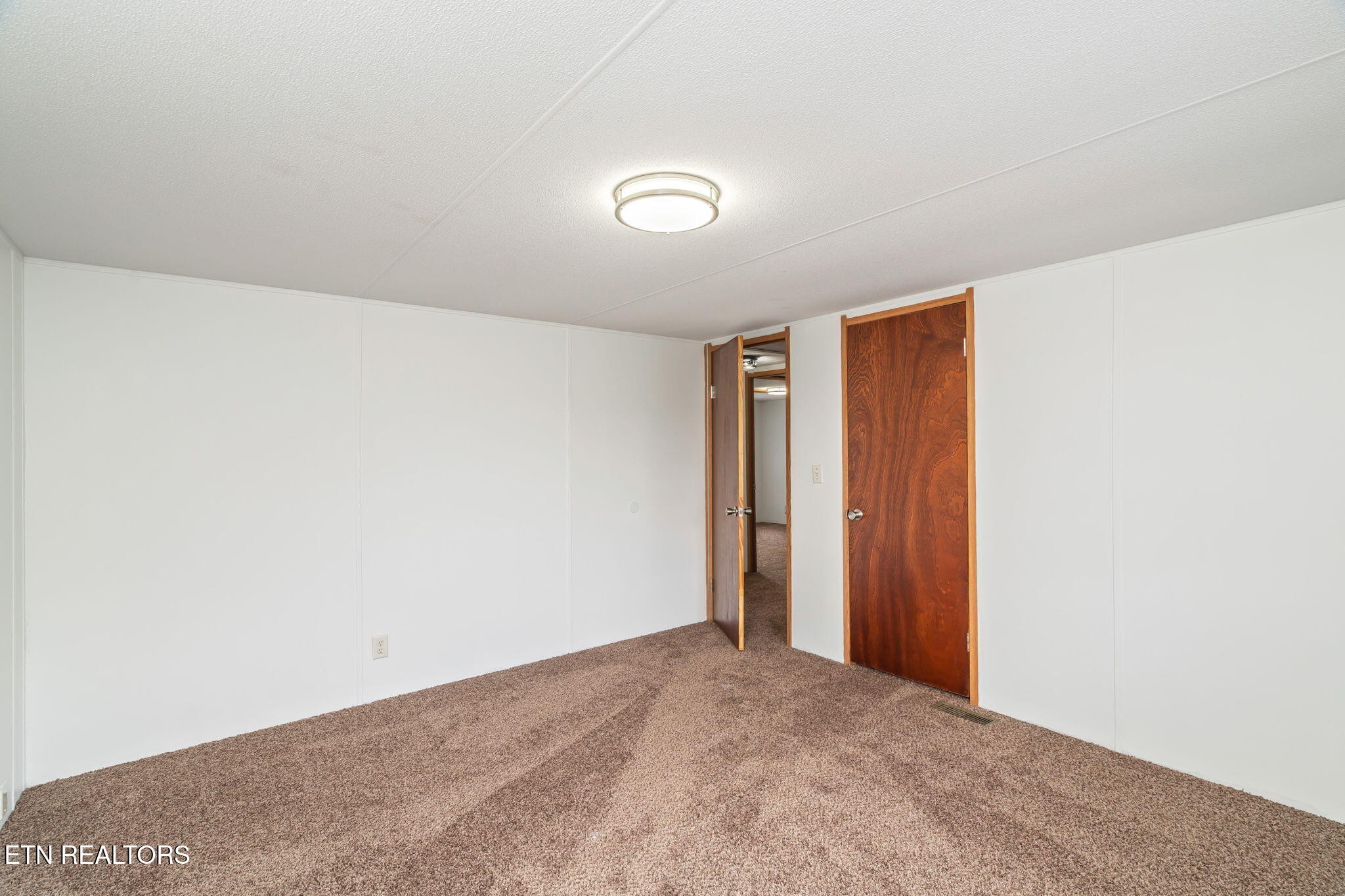 361 Doane Road New Market, TN 37820 - Photo 29 of 39 a view of an empty room