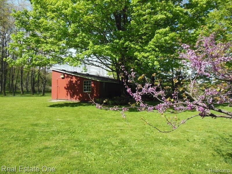 4747 Deal Road Fowlerville, MI 48836 - Photo 51 of 54 DSCN3086.JPG