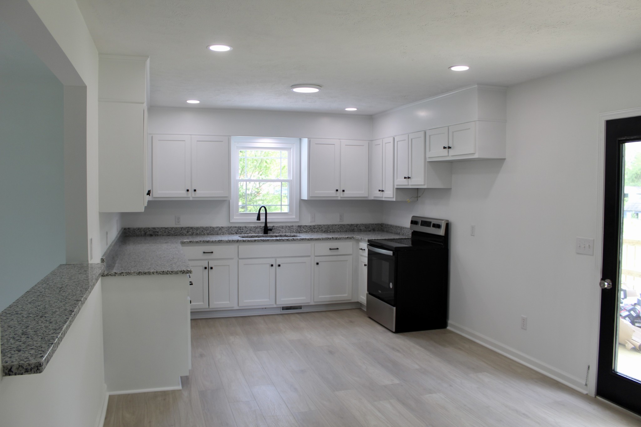 2082 Asbury Road Manchester, TN 37355 - Photo 10 of 31 Gallery Image 10
