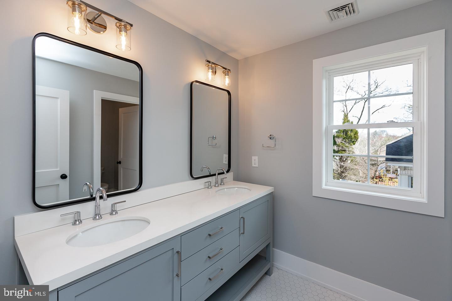 810 Merion Avenue Havertown, PA 19083 - Photo 43 of 57