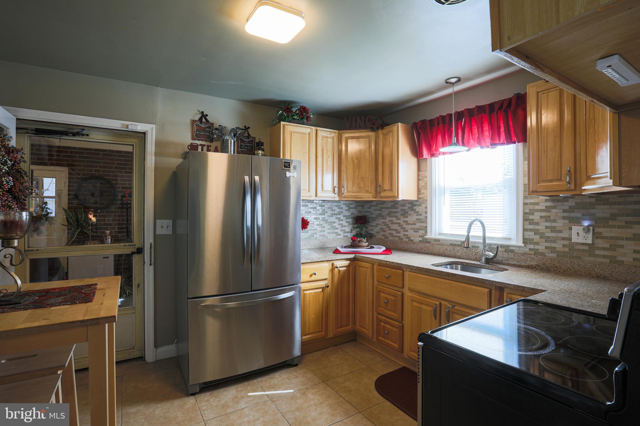 8343 Liberty Road Baltimore, MD 21244 - Photo 13 of 44 Kitchen