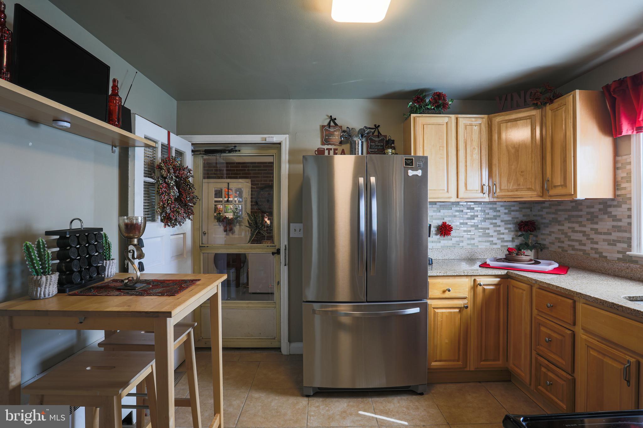 8343 Liberty Road Baltimore, MD 21244 - Photo 15 of 44 Kitchen