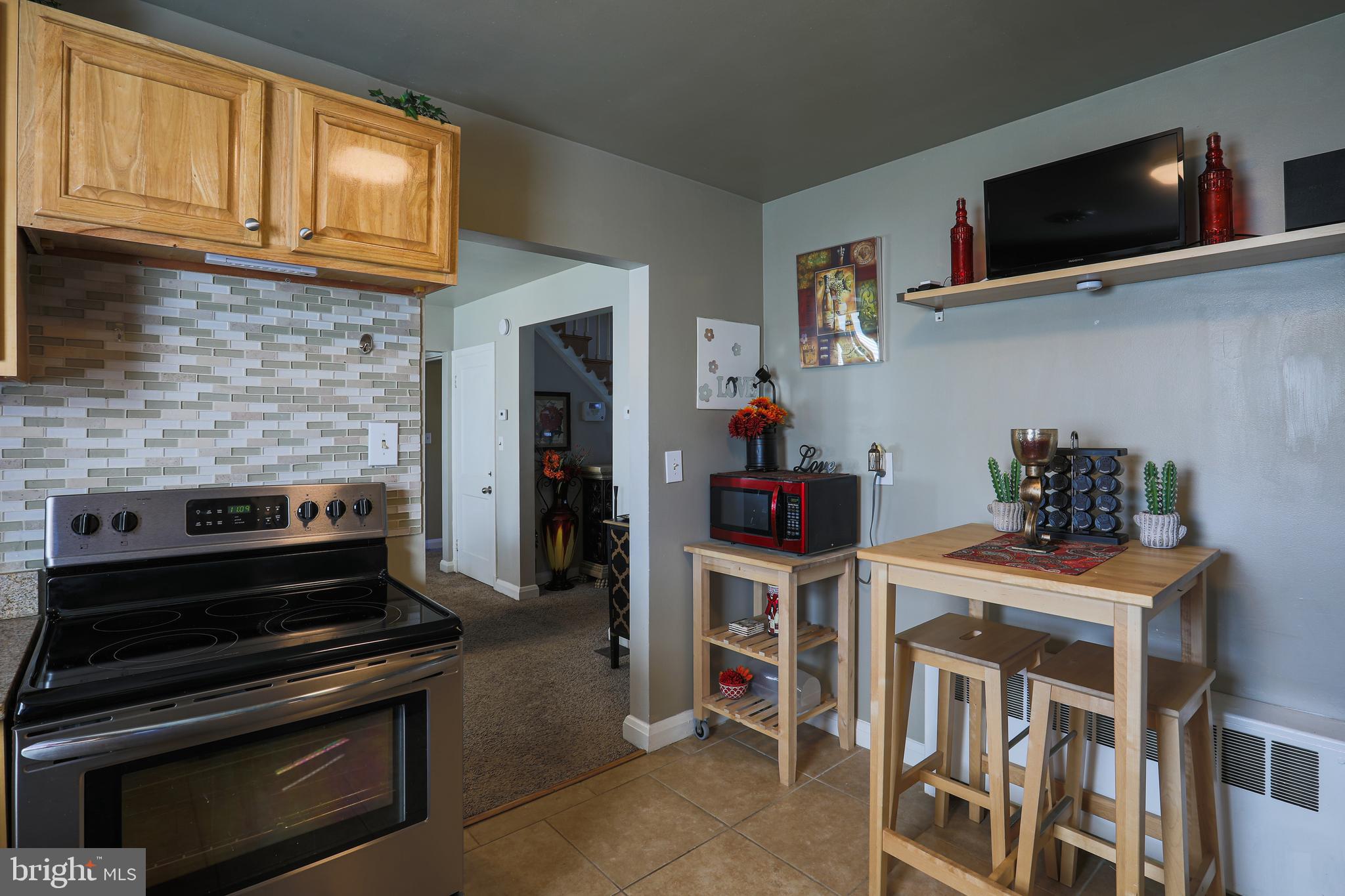 8343 Liberty Road Baltimore, MD 21244 - Photo 17 of 44 Kitchen