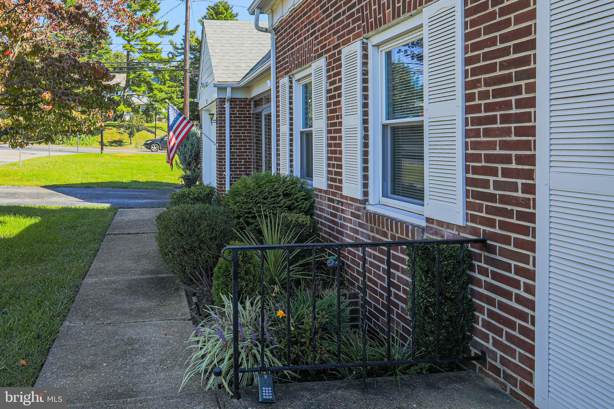 8343 Liberty Road Baltimore, MD 21244 - Photo 4 of 44 Exterior Front