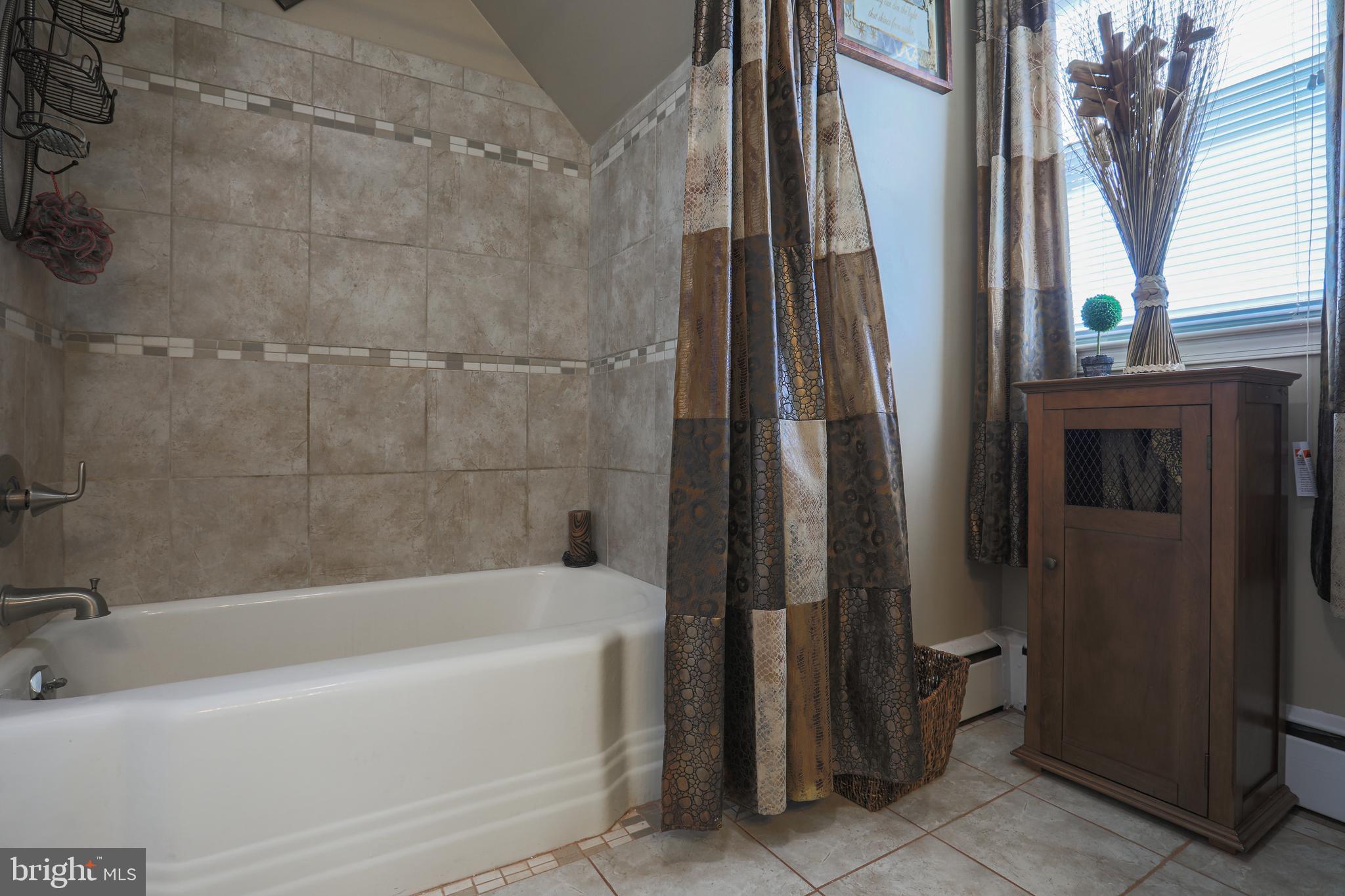 8343 Liberty Road Baltimore, MD 21244 - Photo 32 of 44 Full Bath
