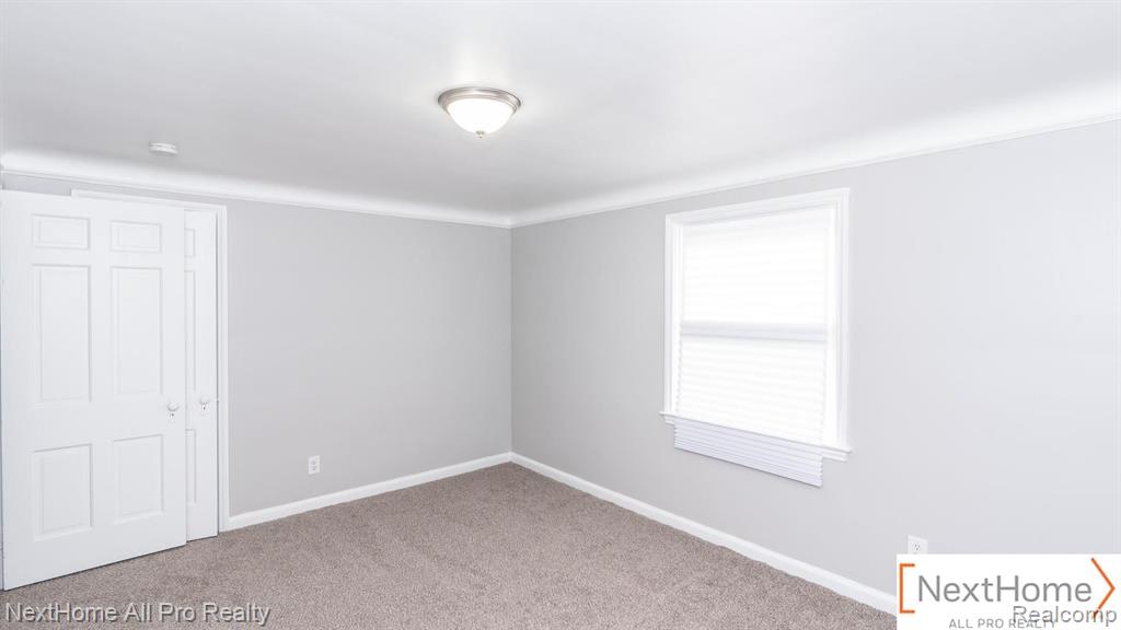 17134 Huntington Road Detroit, MI 48219 - Photo 24 of 32