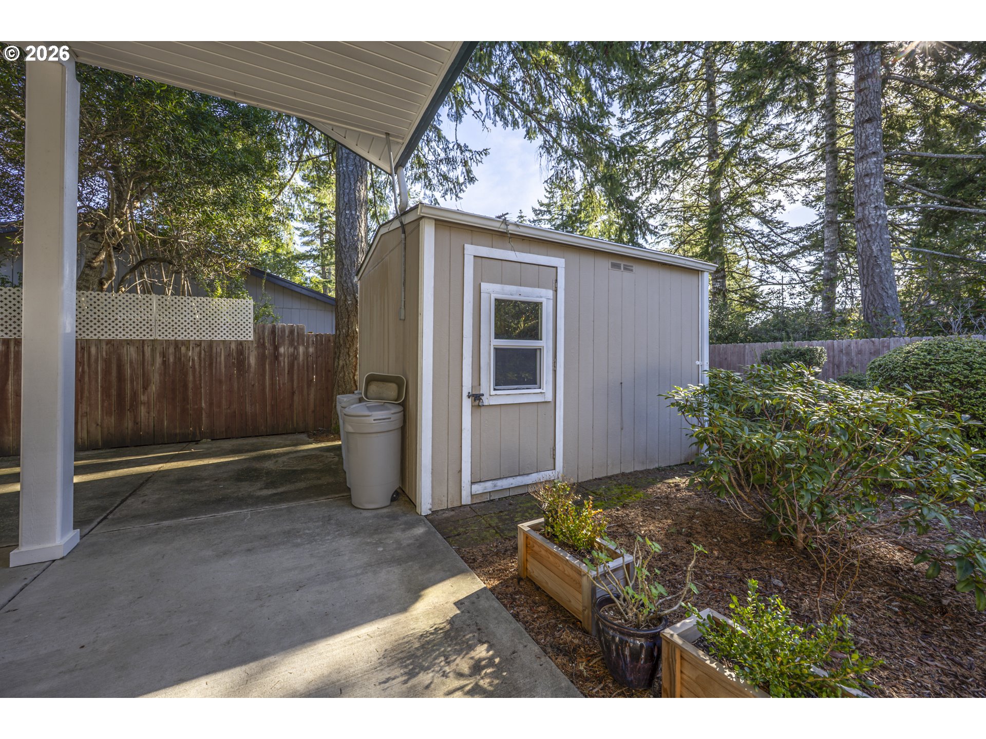 2284 21st Street Florence, OR 97439 - Photo 40 of 47