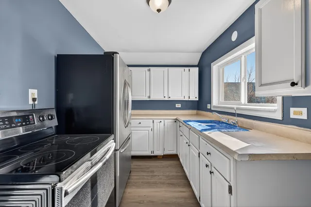 $224,900 | 42319 North Woodbine Avenue, Antioch, IL 60002