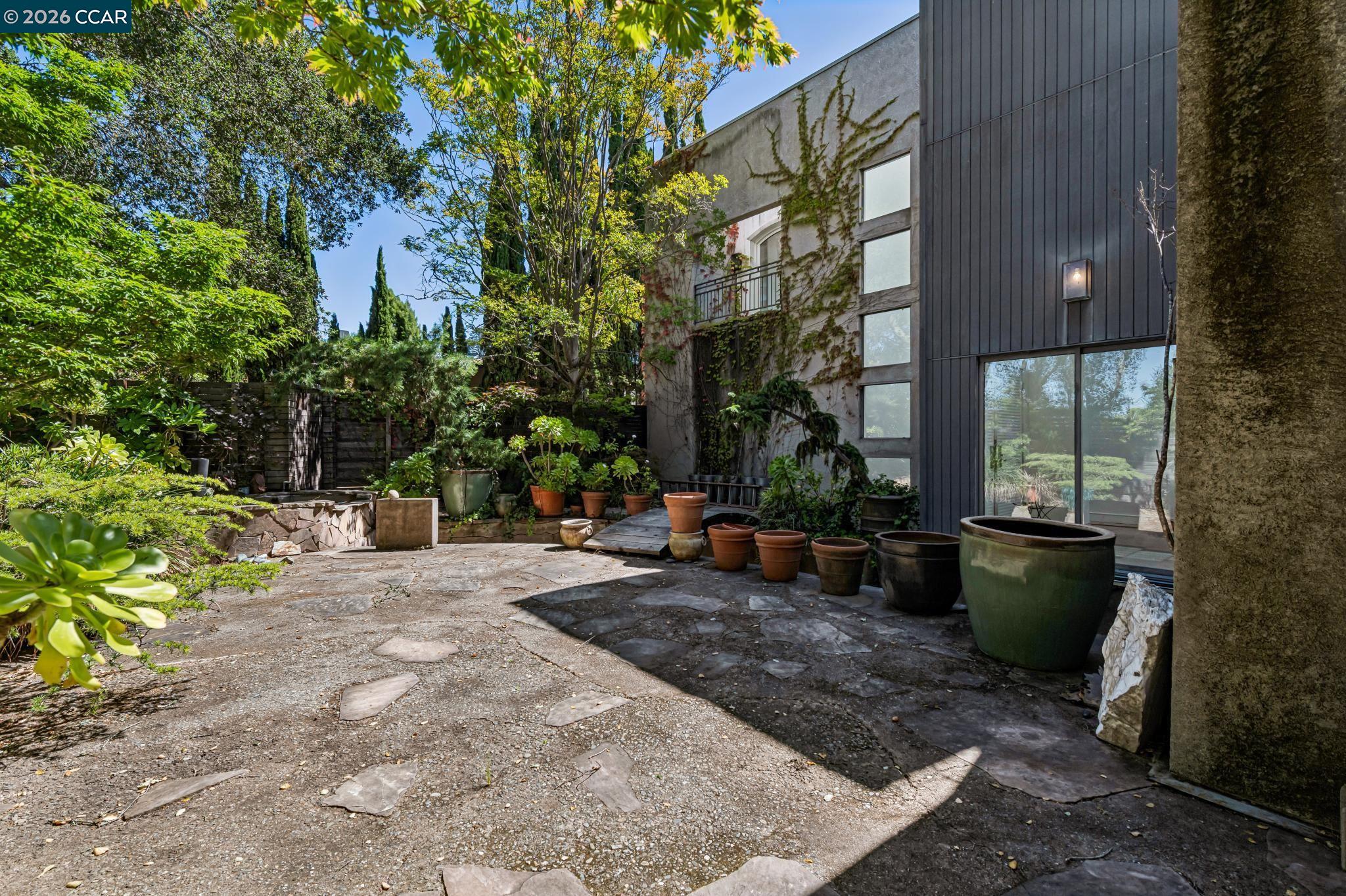 5 Oak Flat Road Orinda, CA 94563 - Photo 18 of 99