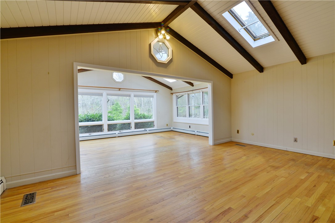 4 Colonial Road Scituate, RI 02857 - Photo 11 of 50