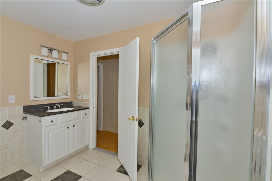 4 Colonial Road Scituate, RI 02857 - Photo 25 of 50