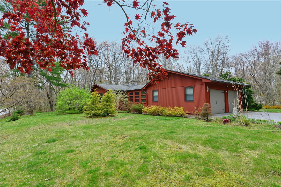 4 Colonial Road Scituate, RI 02857 - Photo 36 of 50