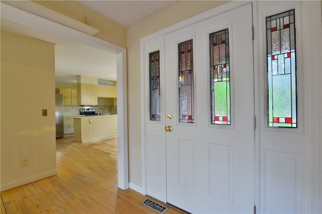 4 Colonial Road Scituate, RI 02857 - Photo 5 of 50