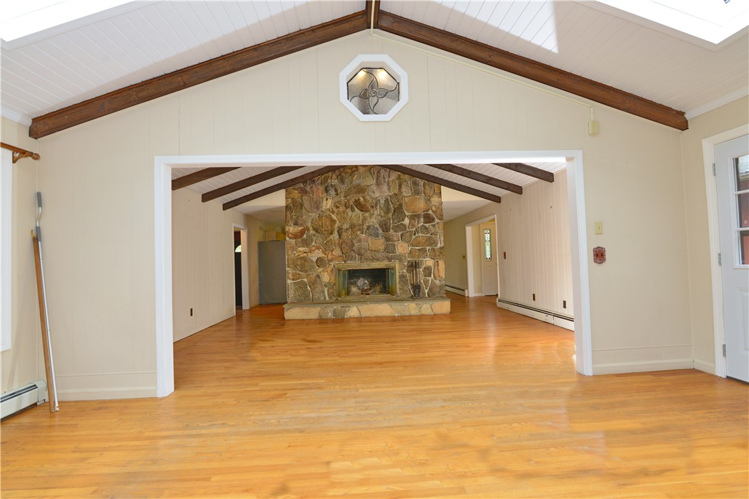 4 Colonial Road Scituate, RI 02857 - Photo 9 of 50