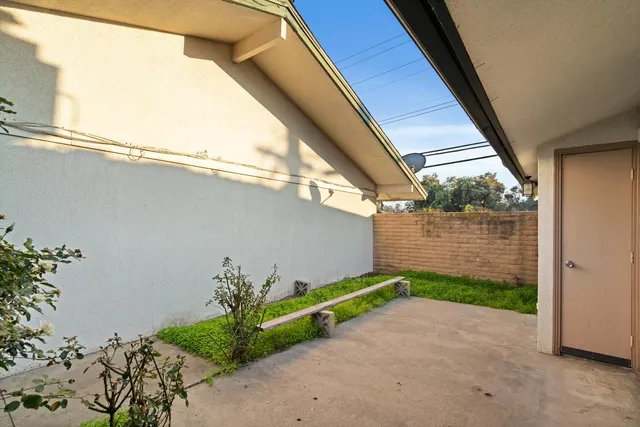$219,999 | 198 West Barstow Avenue, Unit A, Fresno, CA 93704