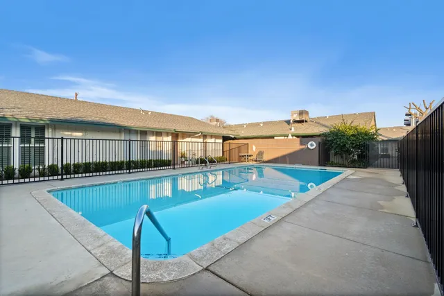 $219,999 | 198 West Barstow Avenue, Unit A, Fresno, CA 93704