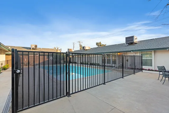 $219,999 | 198 West Barstow Avenue, Unit A, Fresno, CA 93704