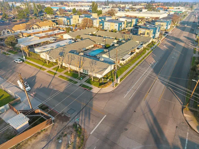 $219,999 | 198 West Barstow Avenue, Unit A, Fresno, CA 93704