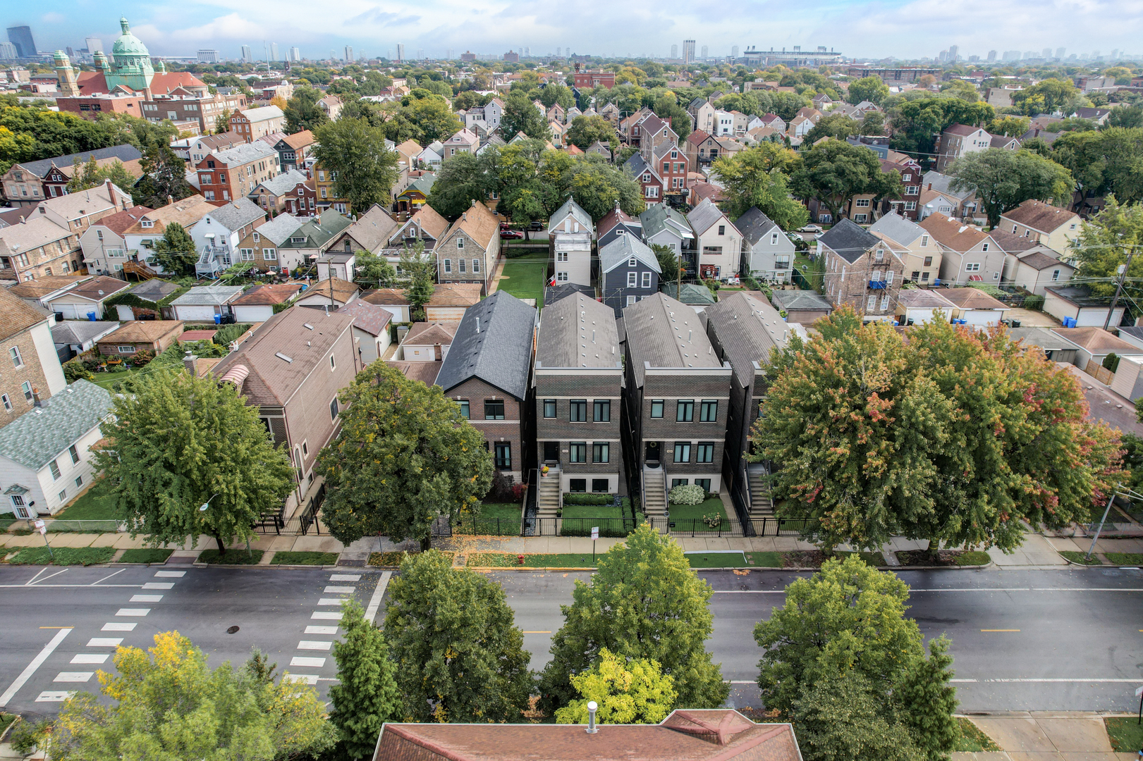3303 South Racine Avenue Chicago, IL 60608 - Photo 54 of 60 an aerial view of a house