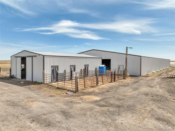 $1,275,000 | 44000 East 88th Avenue, Bennett, CO 80102
