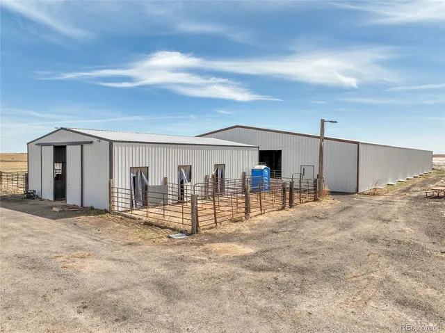 $1,275,000 | 44000 East 88th Avenue, Bennett, CO 80102