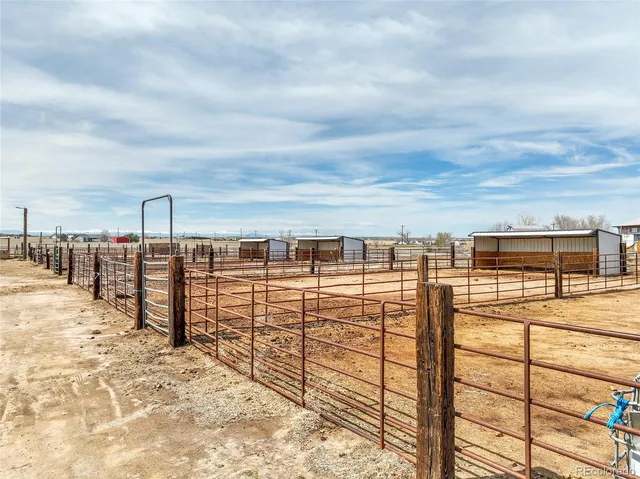 $1,275,000 | 44000 East 88th Avenue, Bennett, CO 80102