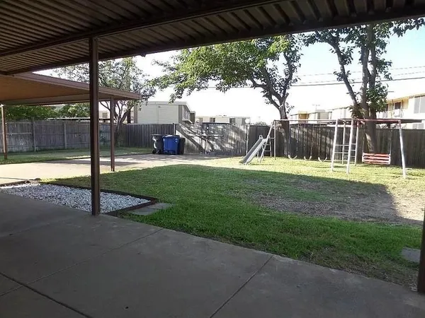 $2,200 | 11015 Wallbrook Drive, Dallas, TX 75238