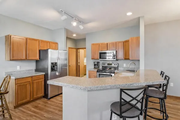 $325,000 | 3331 North Stone Creek Circle, Madison, WI 53719