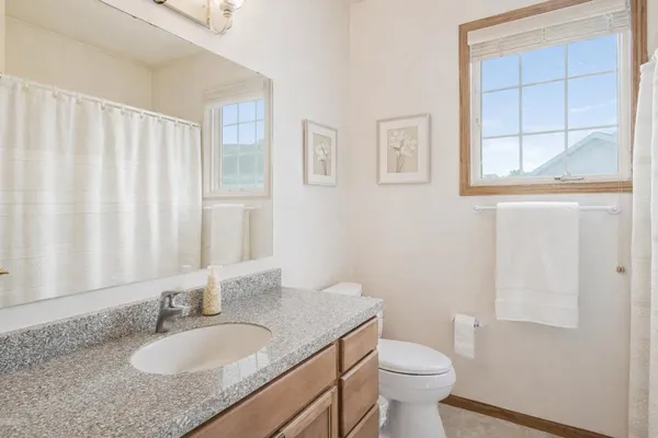 $325,000 | 3331 North Stone Creek Circle, Madison, WI 53719