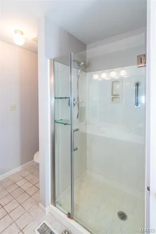 $380,000 | 9860 East Vista Drive, Hillsboro, MO 63050