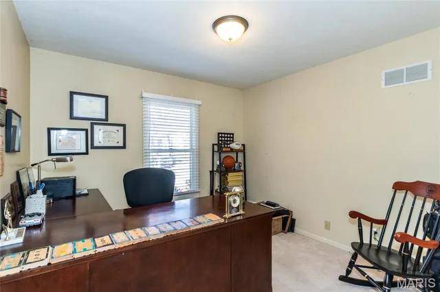 $380,000 | 9860 East Vista Drive, Hillsboro, MO 63050