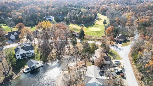 $380,000 | 9860 East Vista Drive, Hillsboro, MO 63050