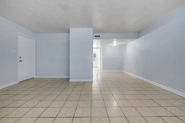 $64,900 | 2020 Continental Avenue, Unit 232, Tallahassee, FL 32304