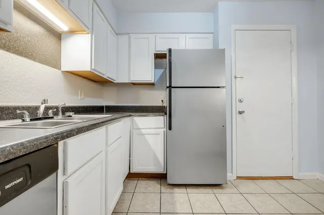 $64,900 | 2020 Continental Avenue, Unit 232, Tallahassee, FL 32304