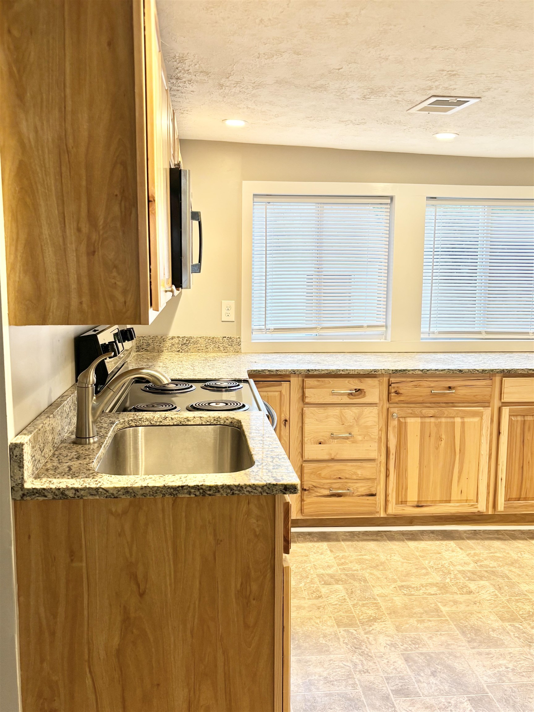 565 Mt Torrey Road Lyndhurst, VA 22952 - Photo 22 of 29 Gallery Image 22