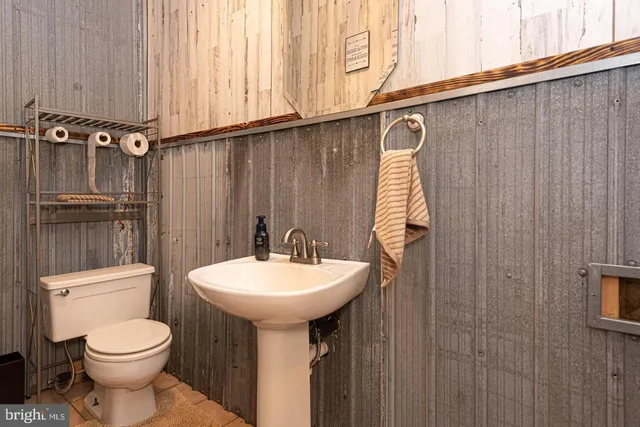 $1,599,900 | 30082 Vines Creek Road, Dagsboro, DE 19939