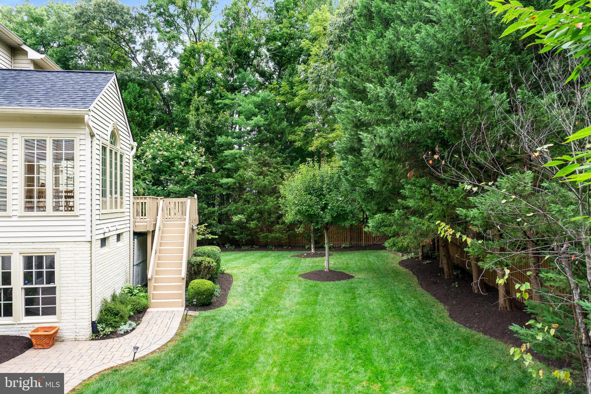 6309 Cardinal Hill Place Springfield, VA 22152 - Photo 11 of 48