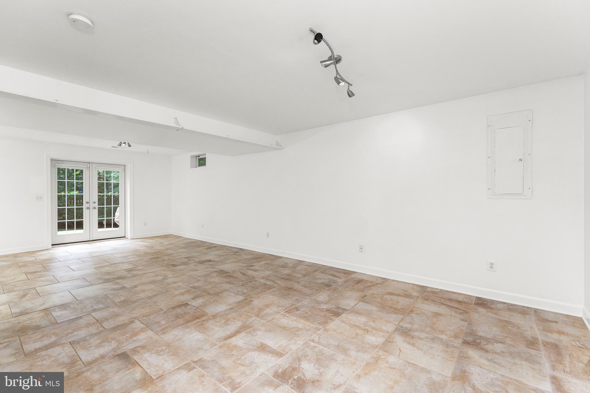 6309 Cardinal Hill Place Springfield, VA 22152 - Photo 39 of 48