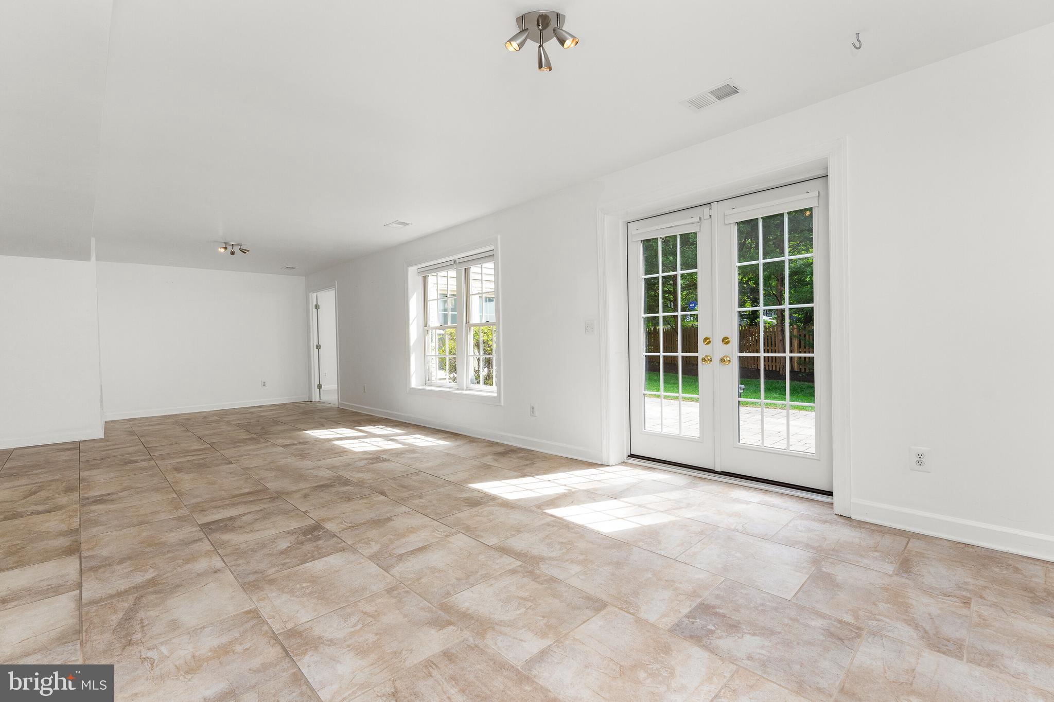 6309 Cardinal Hill Place Springfield, VA 22152 - Photo 40 of 48