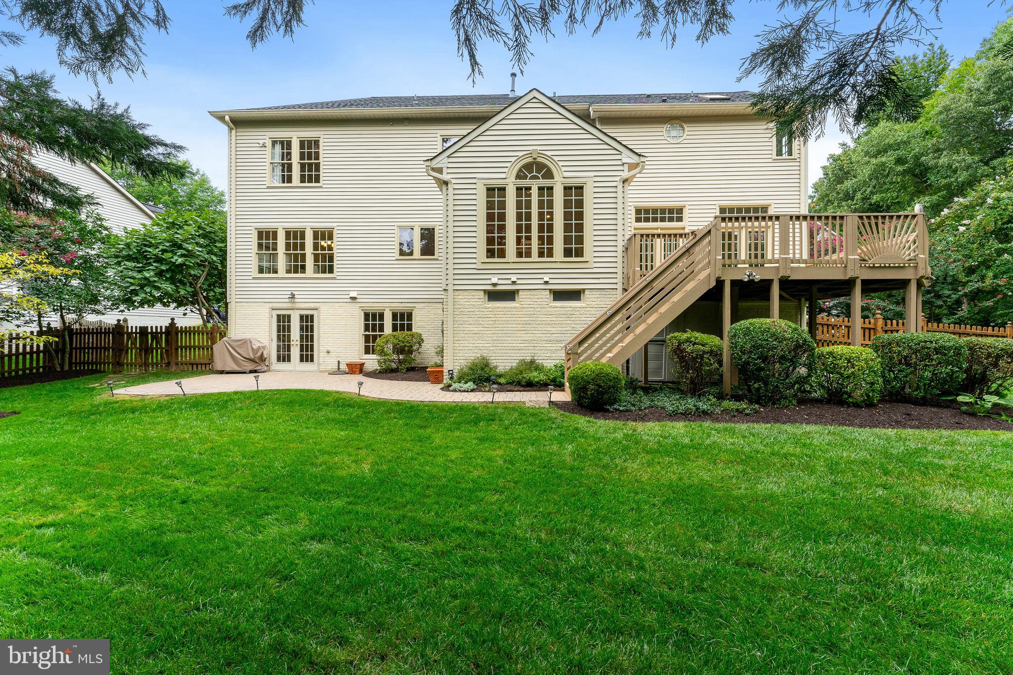 6309 Cardinal Hill Place Springfield, VA 22152 - Photo 6 of 48