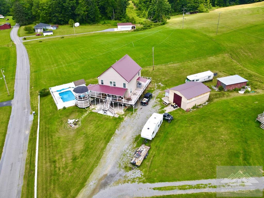 384 Pinoak Road Lashmeet, WV 24733 - Photo 3 of 28 Gallery Image 3