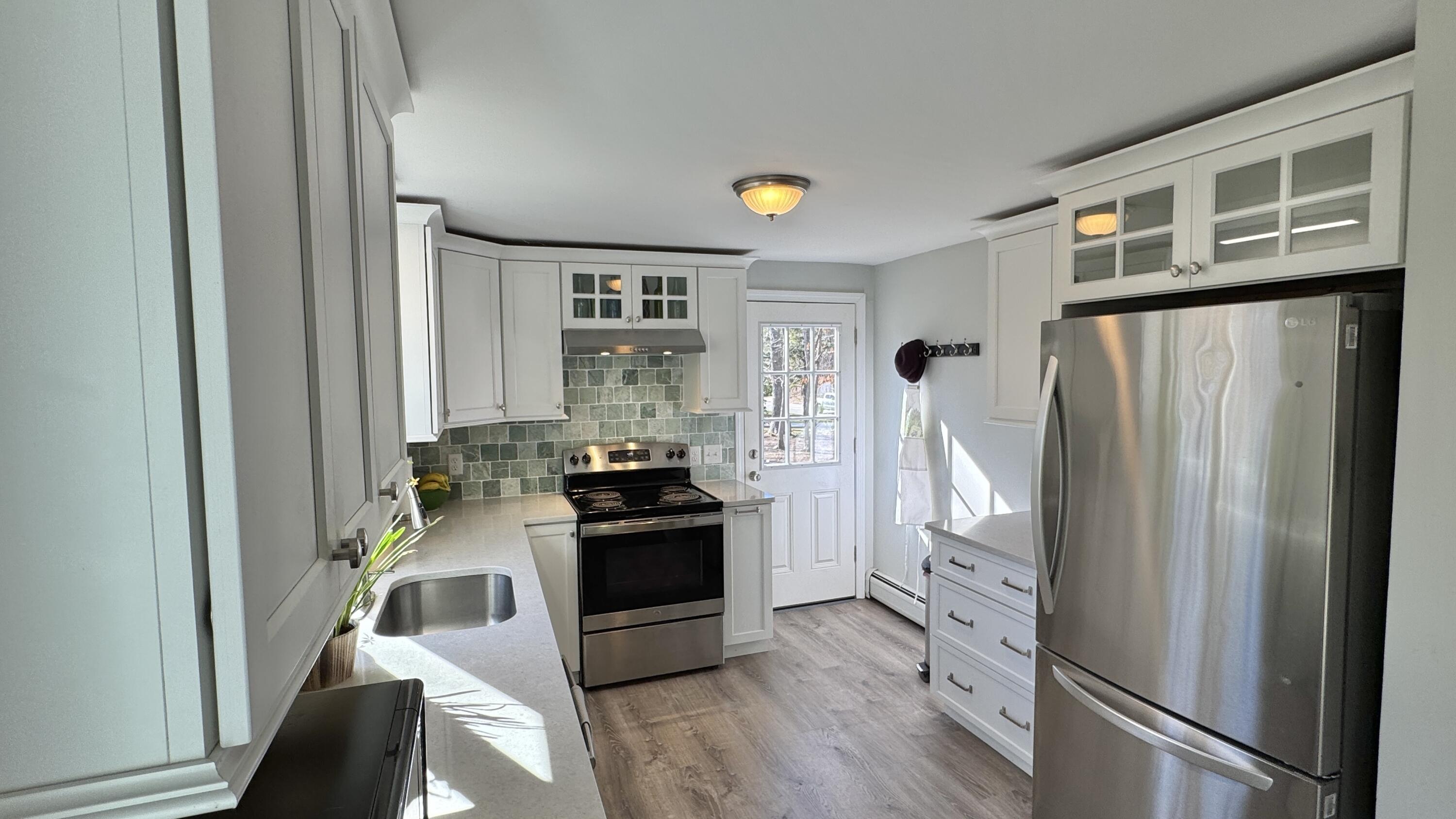 300 Brackett Road Eastham, MA 02642 - Photo 5 of 30 IMG_2903