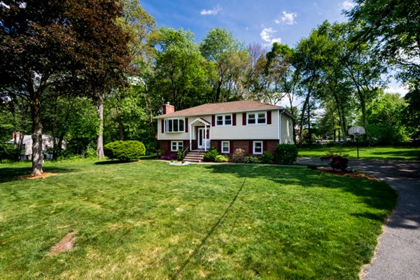 18 Fredrickson Road Billerica, MA 01821 - Photo 2 of 24