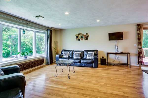18 Fredrickson Road Billerica, MA 01821 - Photo 9 of 24