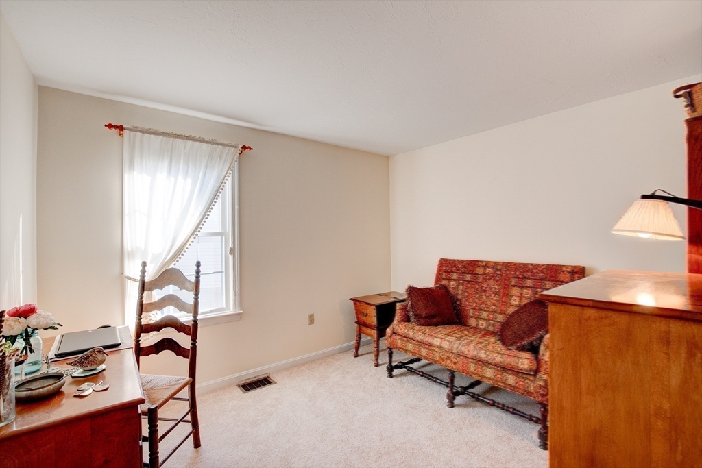 76 Saw Mill Pond Road, Unit 76 Fitchburg, MA 01420 - Photo 32 of 42
