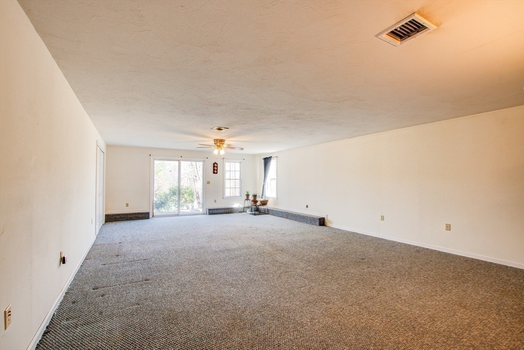 76 Saw Mill Pond Road, Unit 76 Fitchburg, MA 01420 - Photo 36 of 42