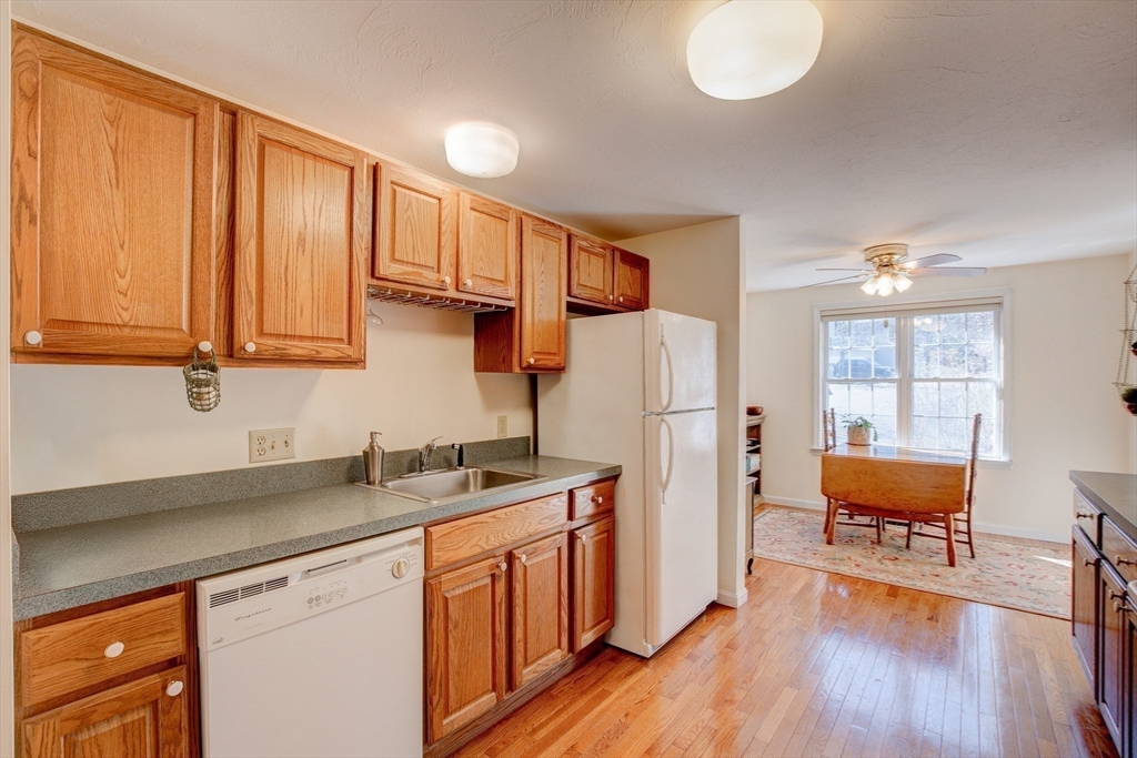 76 Saw Mill Pond Road, Unit 76 Fitchburg, MA 01420 - Photo 6 of 42